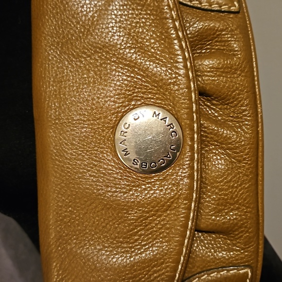 Marc by Marc Jacobs Leather Wristlet - Picture 2 of 10